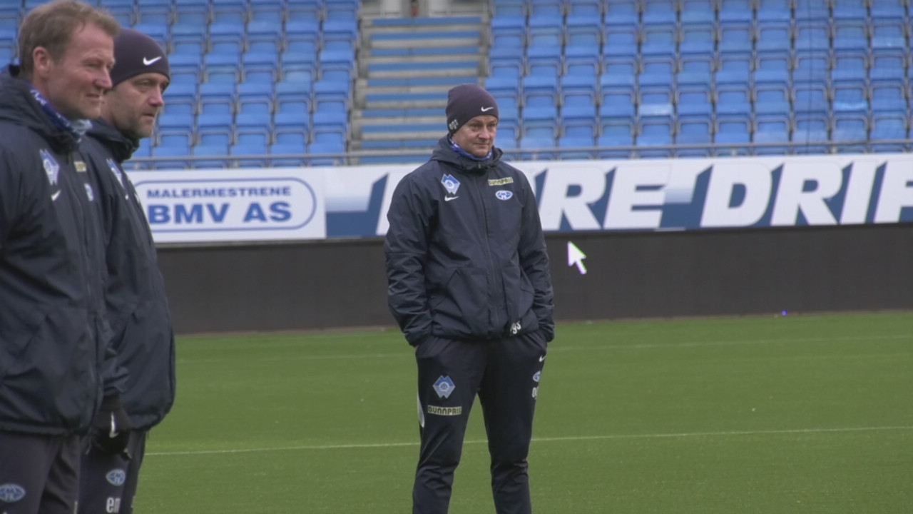 - Medaljen rundt nakken skal være sølv